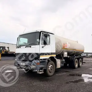 2004 MERC BENZ ACTORS 3331 16000 LTR TANKER RIGID TRUCK (AV991)