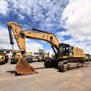 2024 CAT 374 EXCAVATOR (AV993)